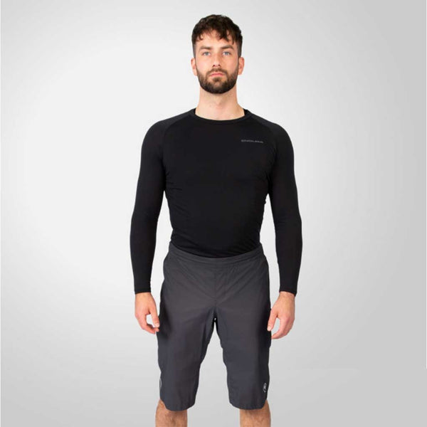 Pantalón corto impermeable GV500