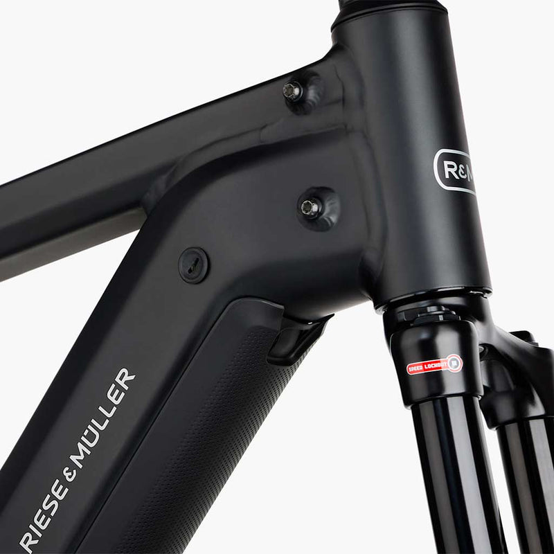 Bicicleta eléctrica Riese Müller Charger4 Touring Negra