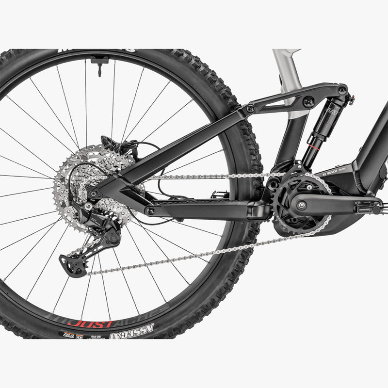 Trail 2 2024- 625WH Black/ Metalic Silver Matt