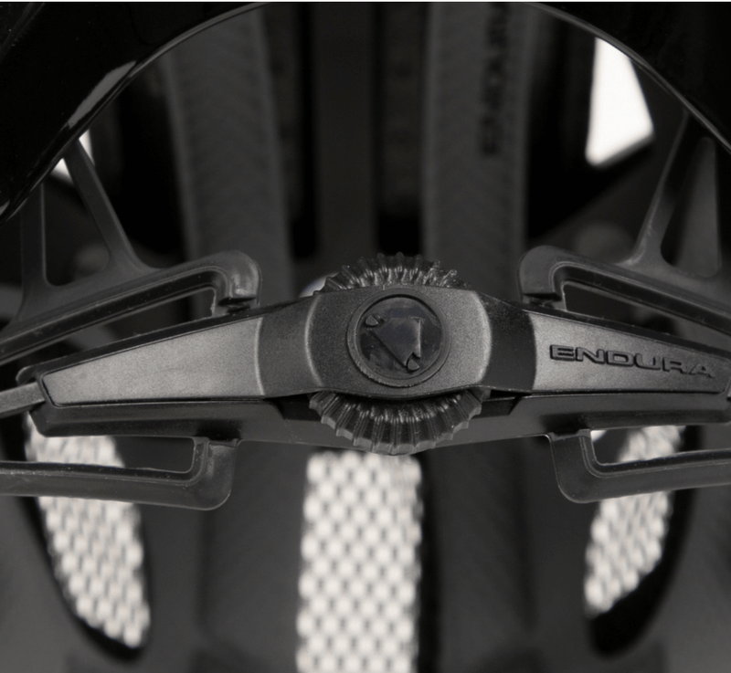 Hummvee Plus MIPS® Helmet - Black